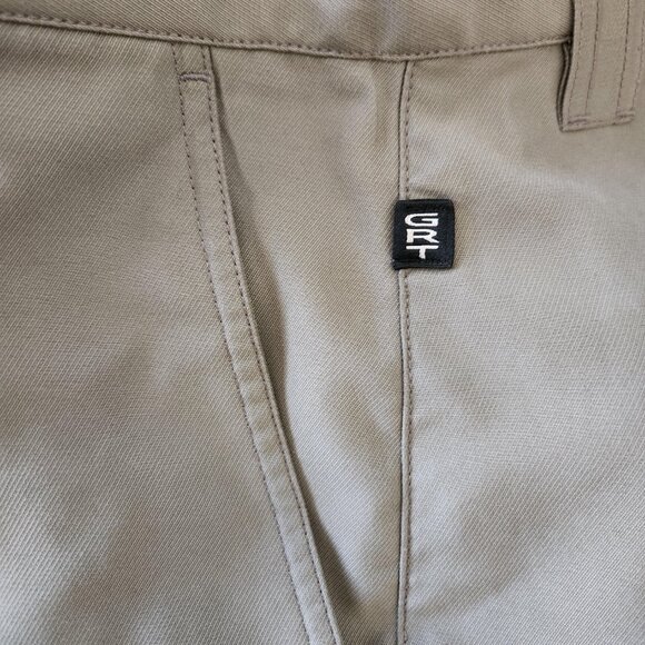 Columbia GRT Outdoor Shorts - Beige - Size 38 - Quick Dry - Picture 5 of 5